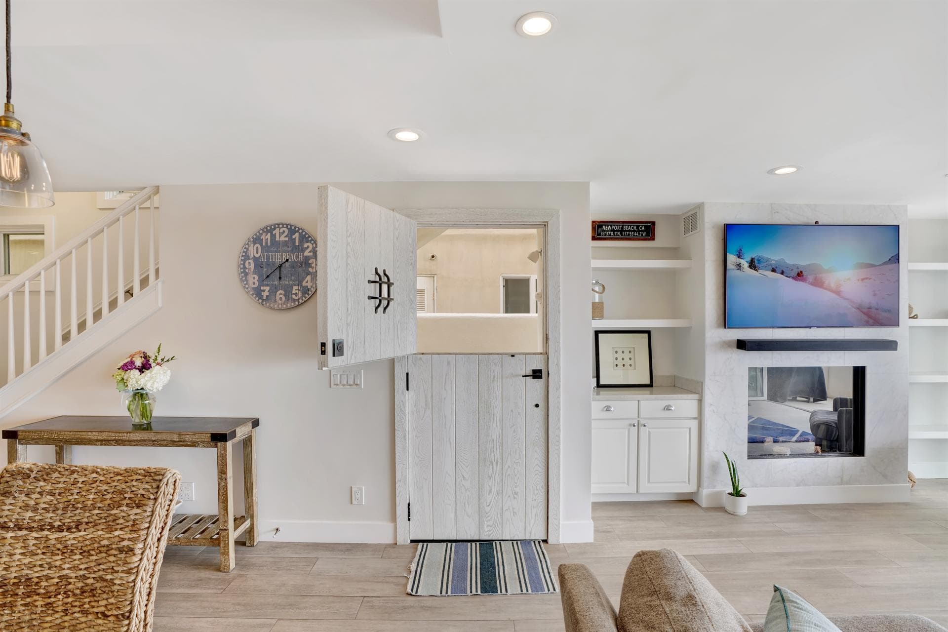 Catalina Oceanfront - Image 4