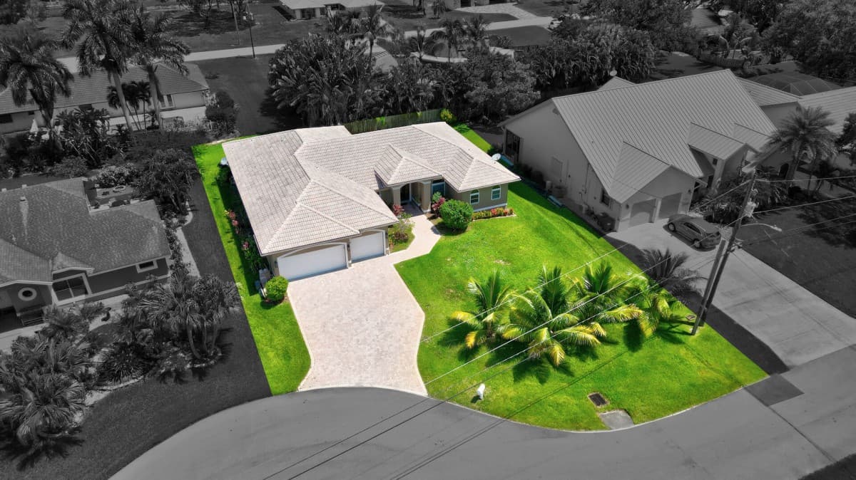 Northwest House - Image 26