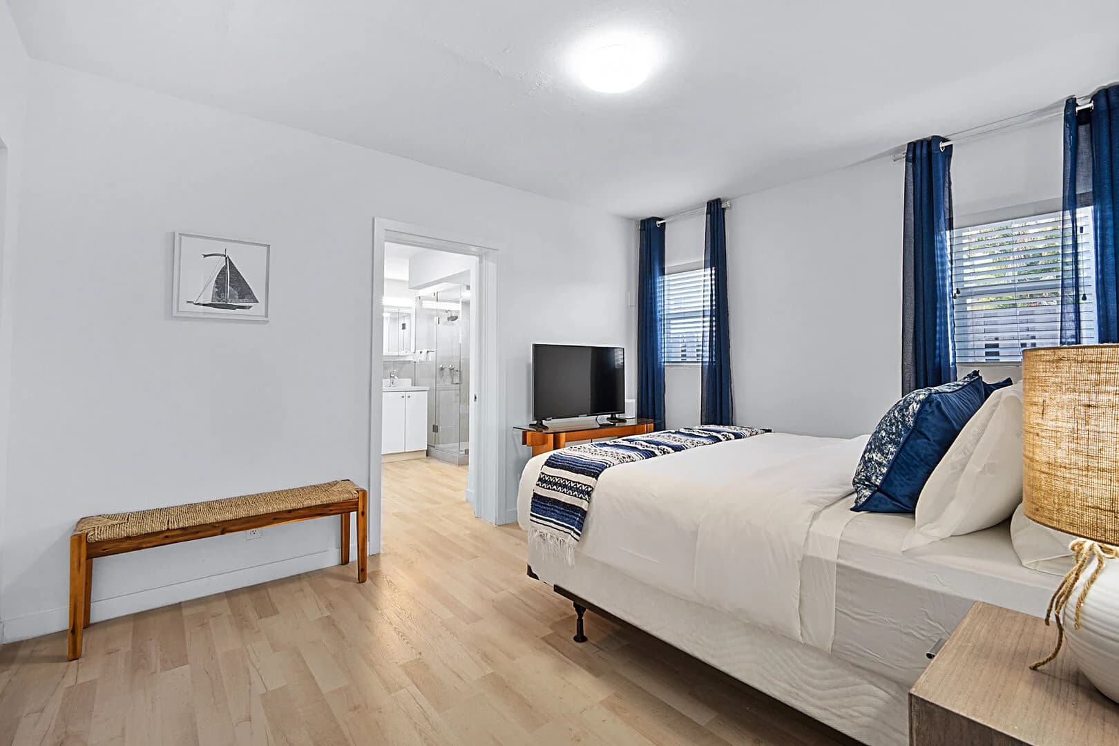 Ceasar's Place - Image 21