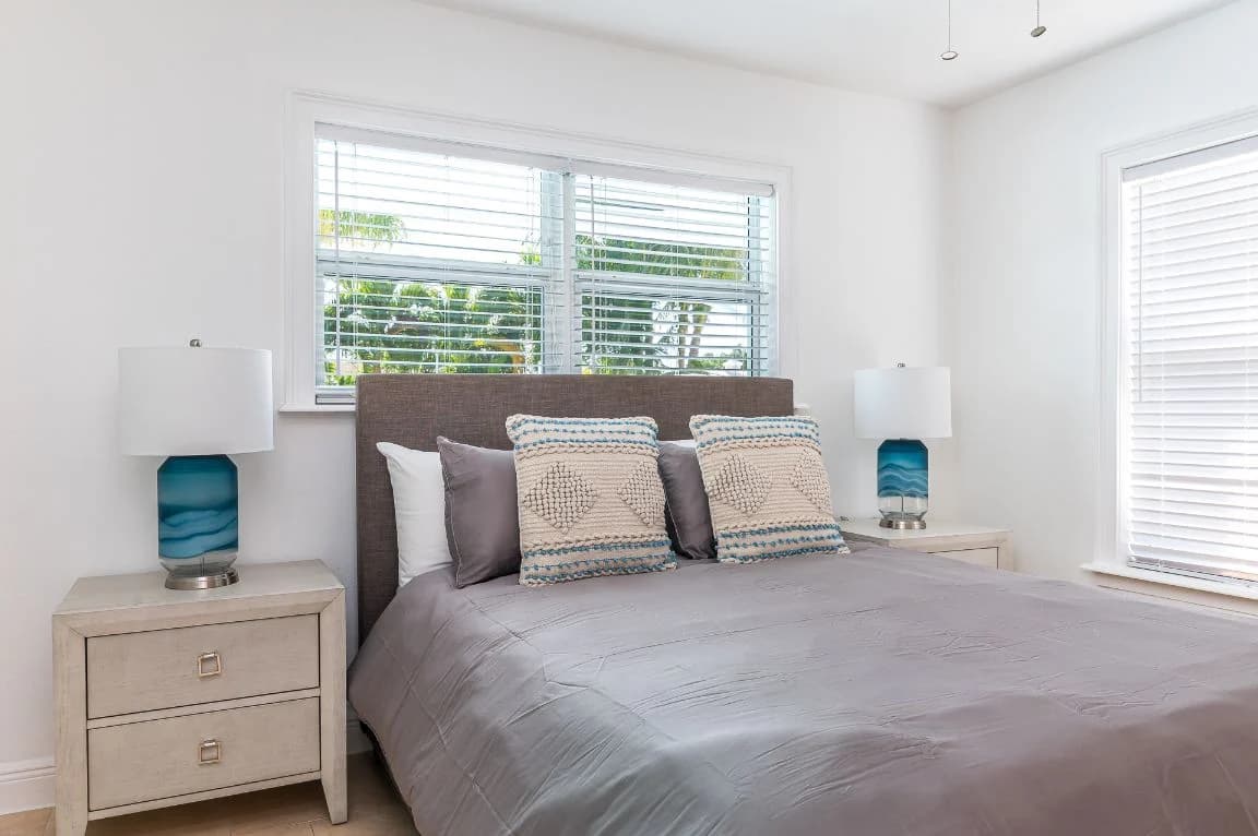 Chapel Hill House - Image 22