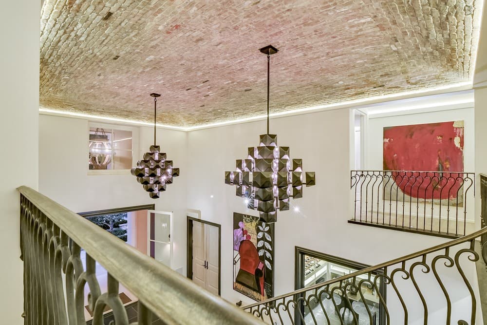 Chateau Serra Malibu - Image 20