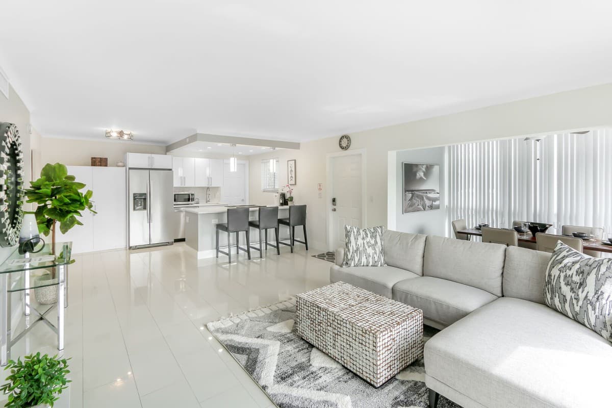 Pompano Home - Image 2