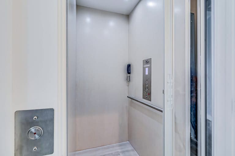 Palmilla Amore - Image 48