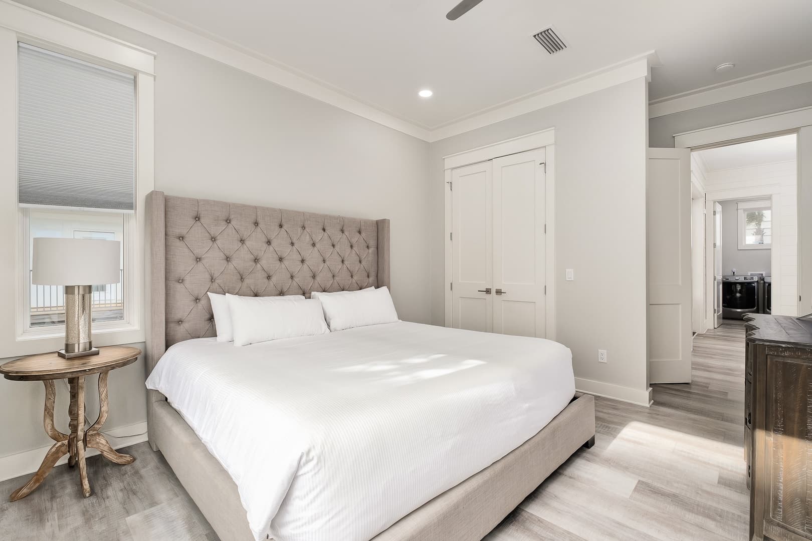 Latitudes - Image 15