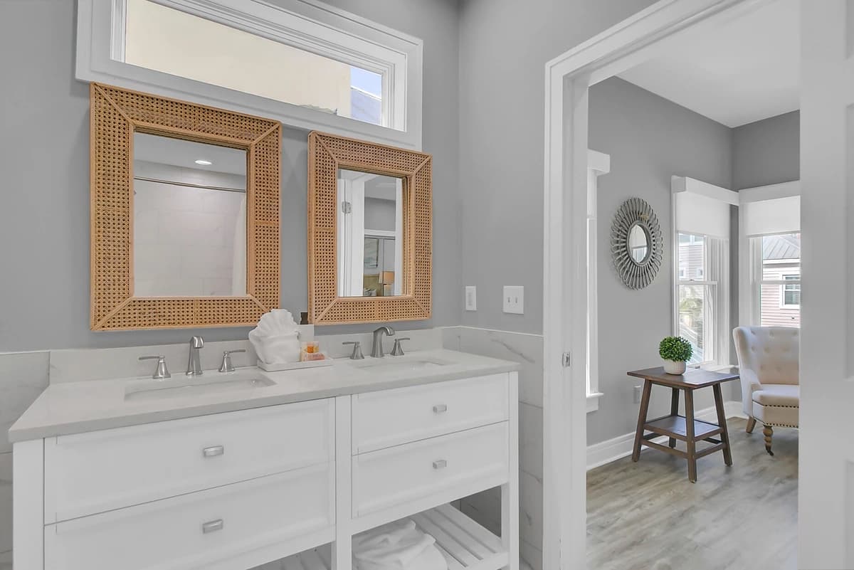 Grand Pavilion #109 - Image 10