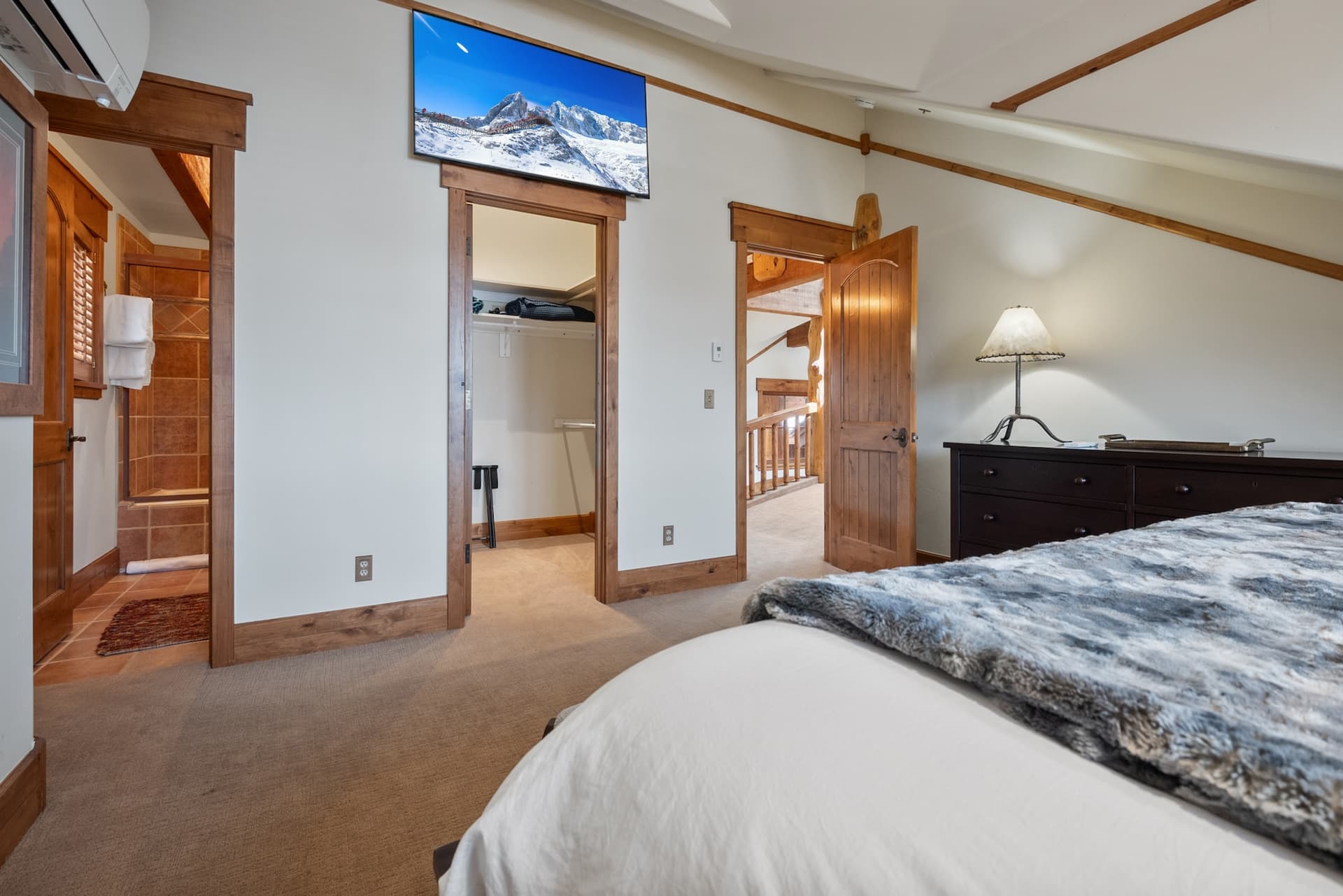 Timber Lodge at the Oaks - Image 38