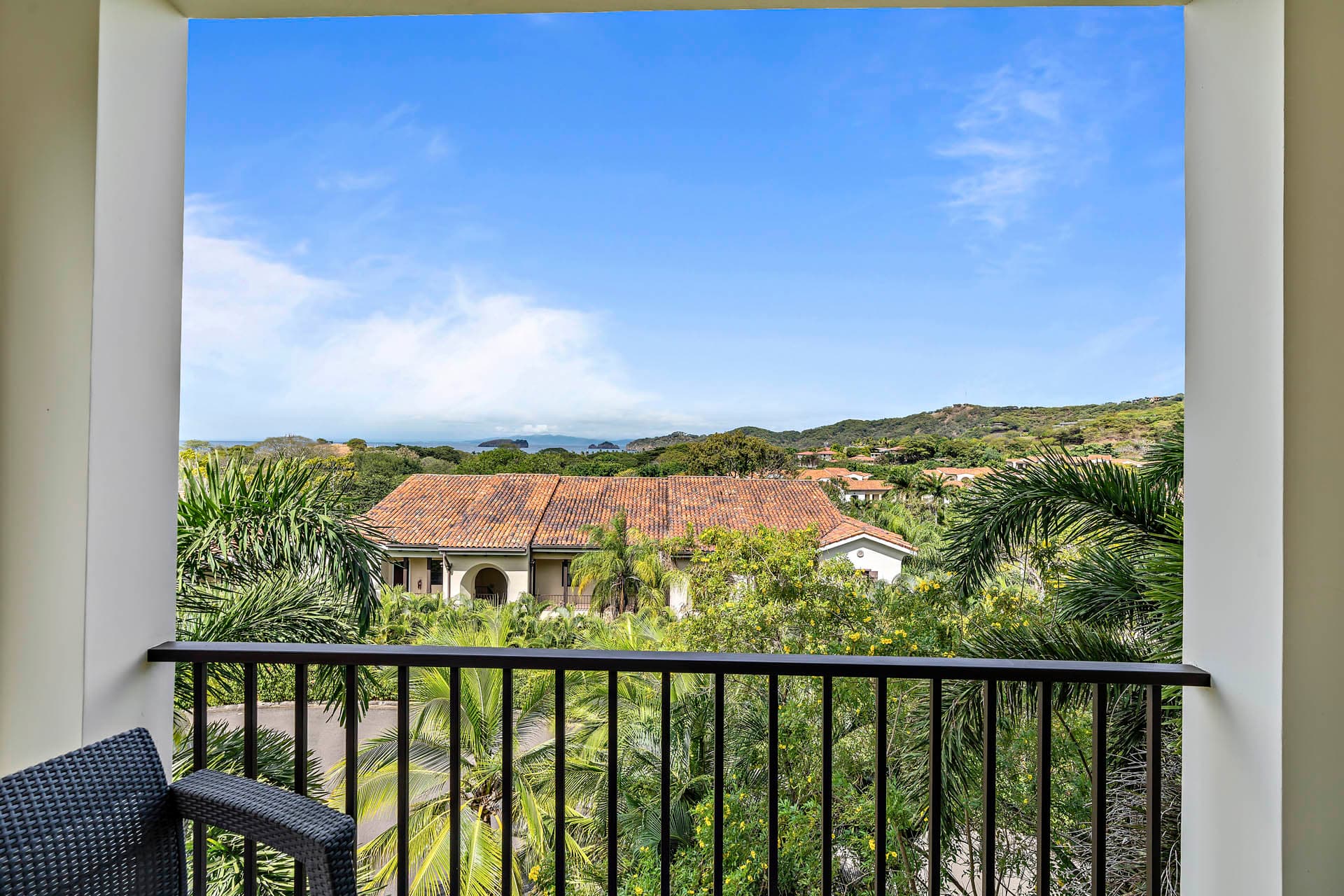 Volcanes Residence - Image 16