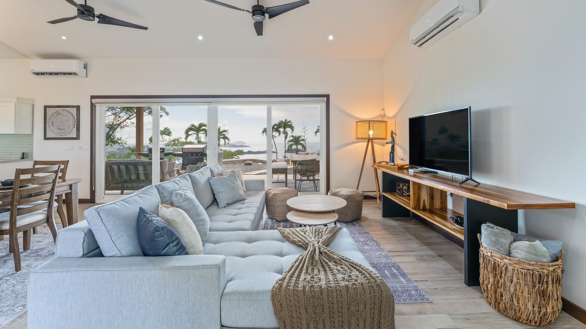 Island in the Sky - Image 5