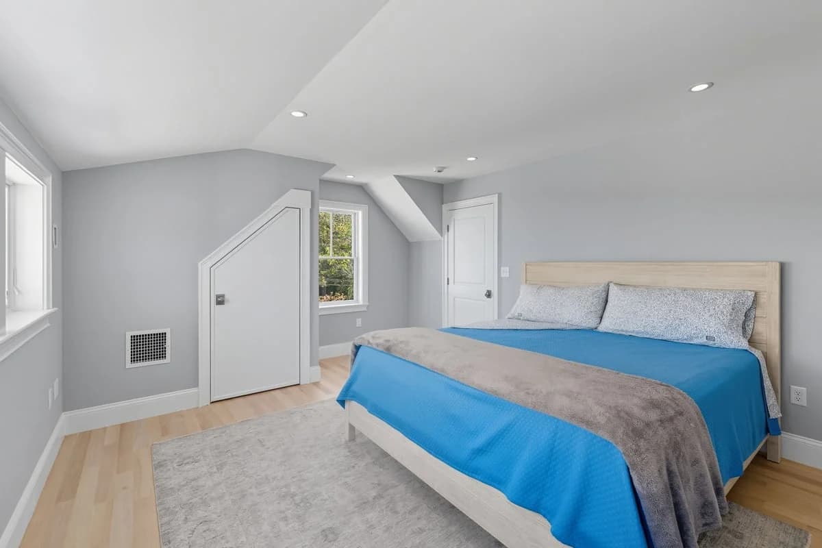 Three Buoys - Image 28