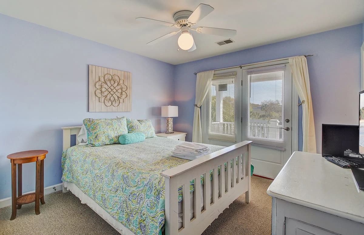 Perfect Postcard - Image 19