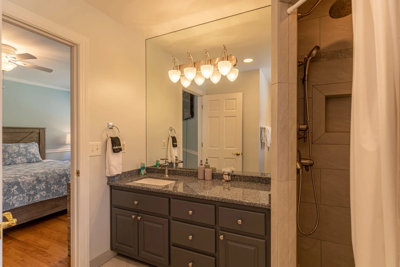 Boone Gem - Image 28