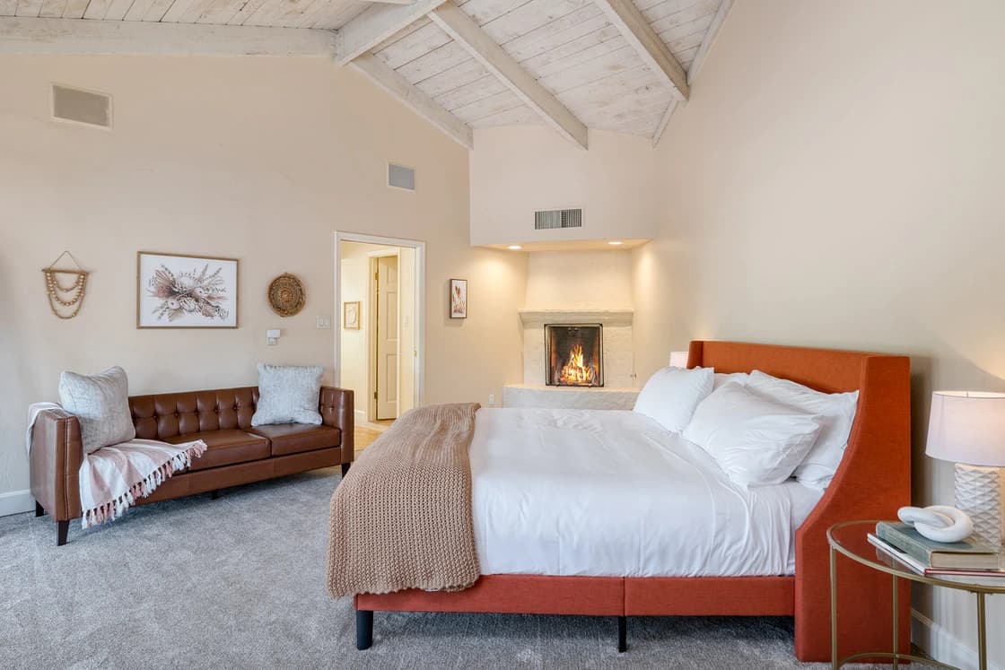 Diamondback Manor - Image 21