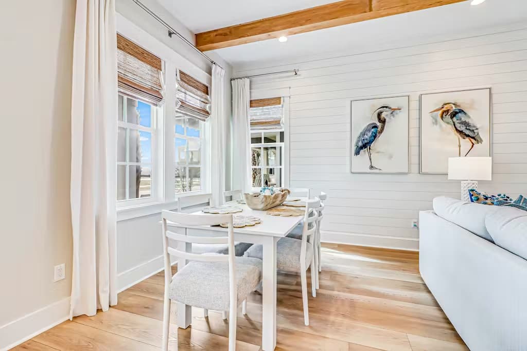 Beachin' Bungalow - Image 10