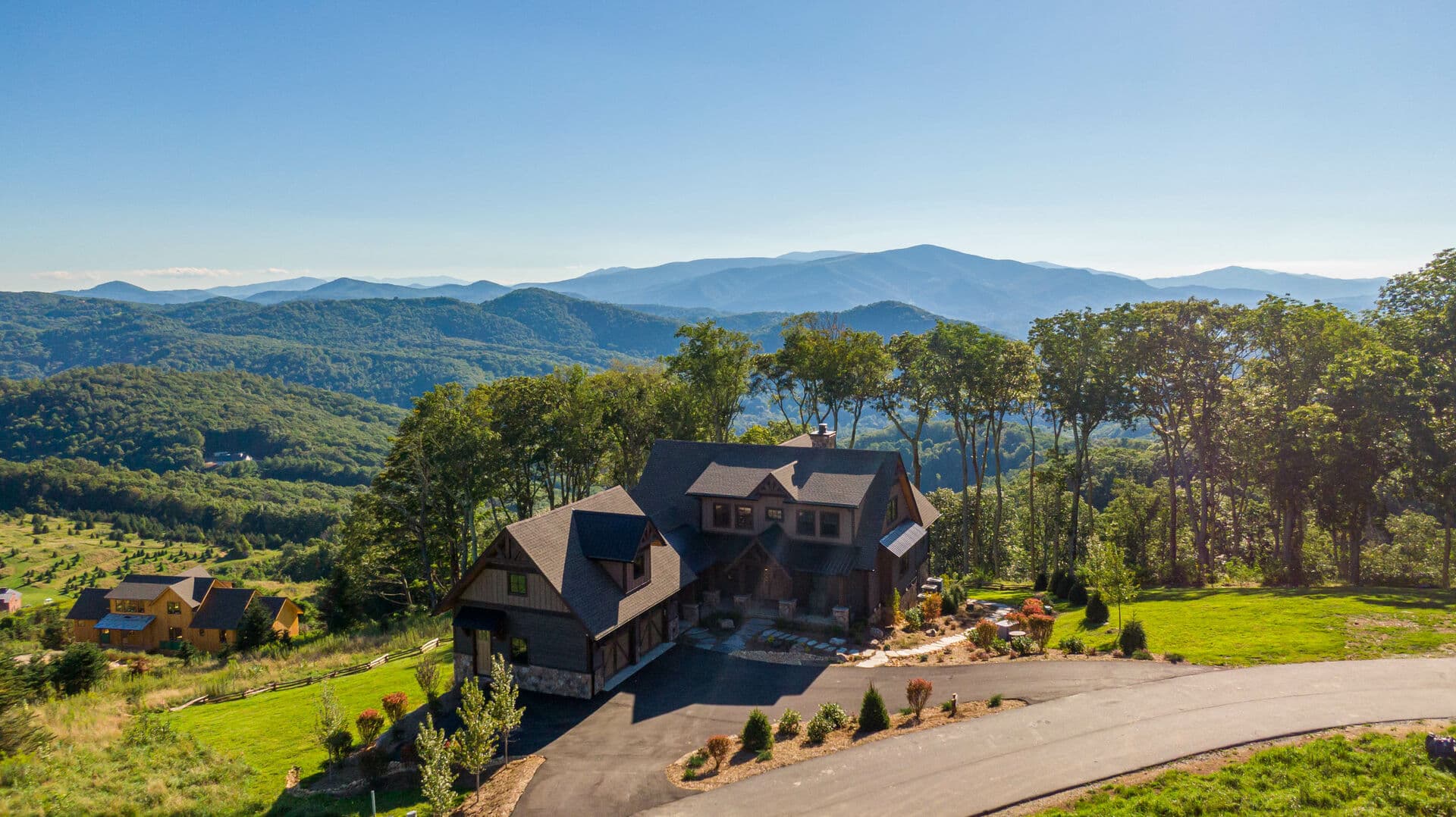 Almost Heaven at Eagles Nest - Image 66