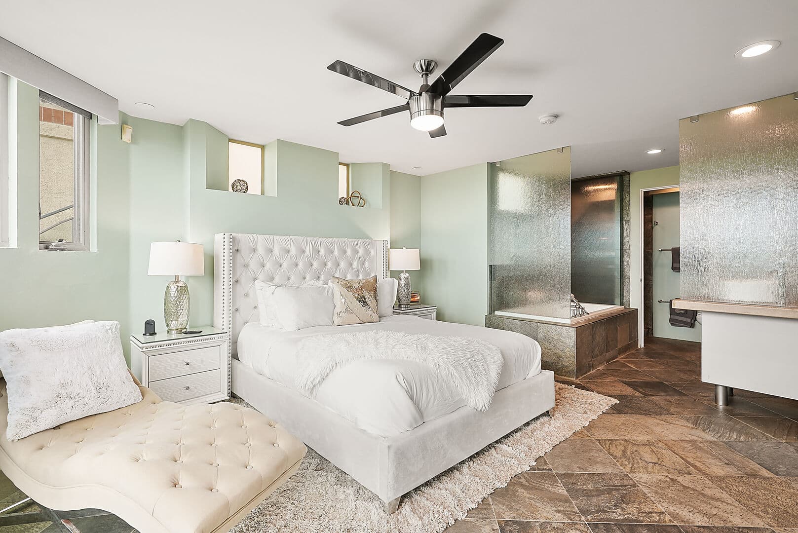 Oceanfront Haven - Image 12