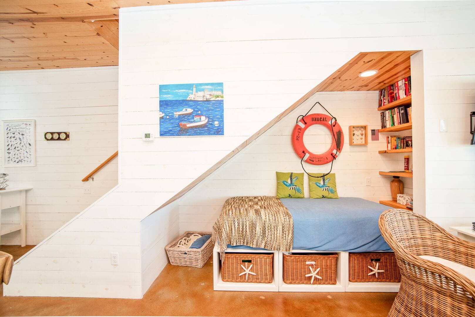 Bach Porch - Image 9