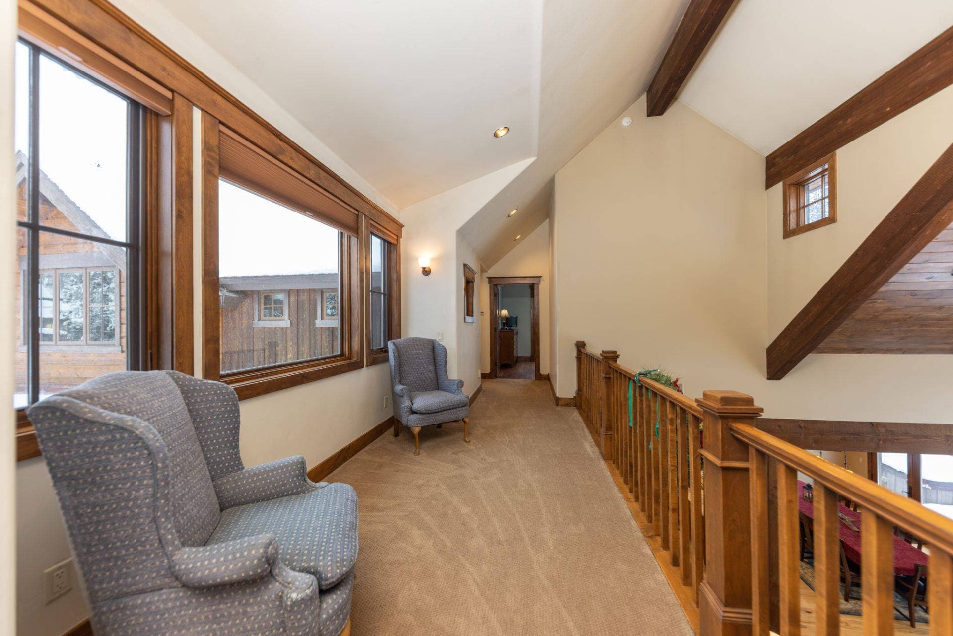 Last Nickel Lodge - Image 28