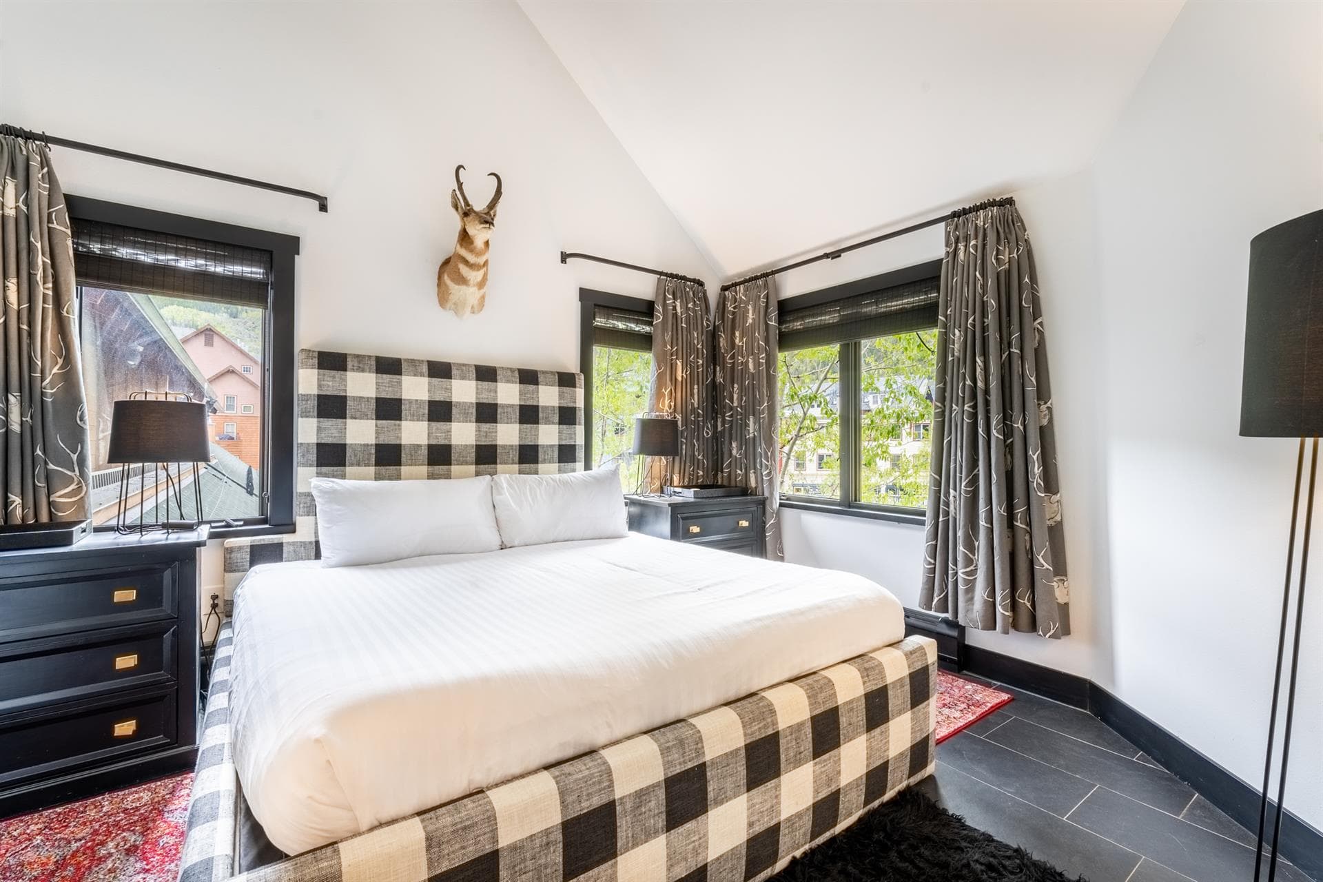 Arapahoe Residence - Image 28