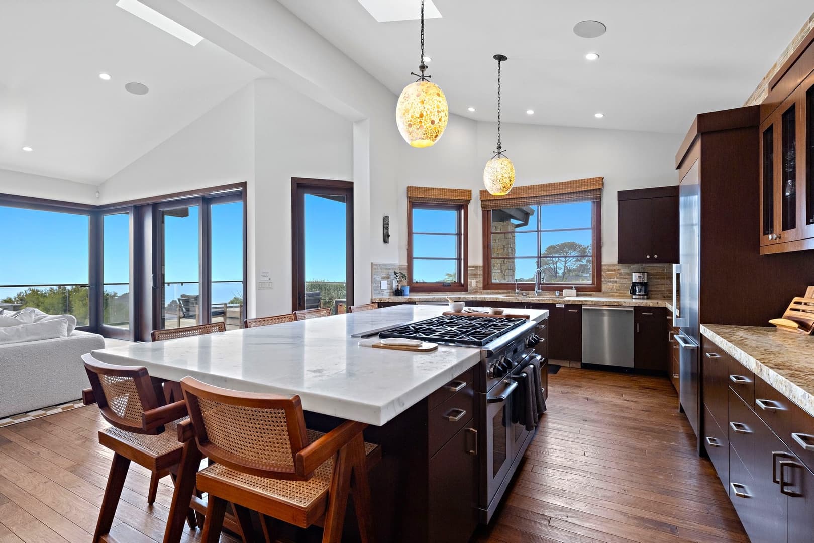 Costa Del Mar - Image 9