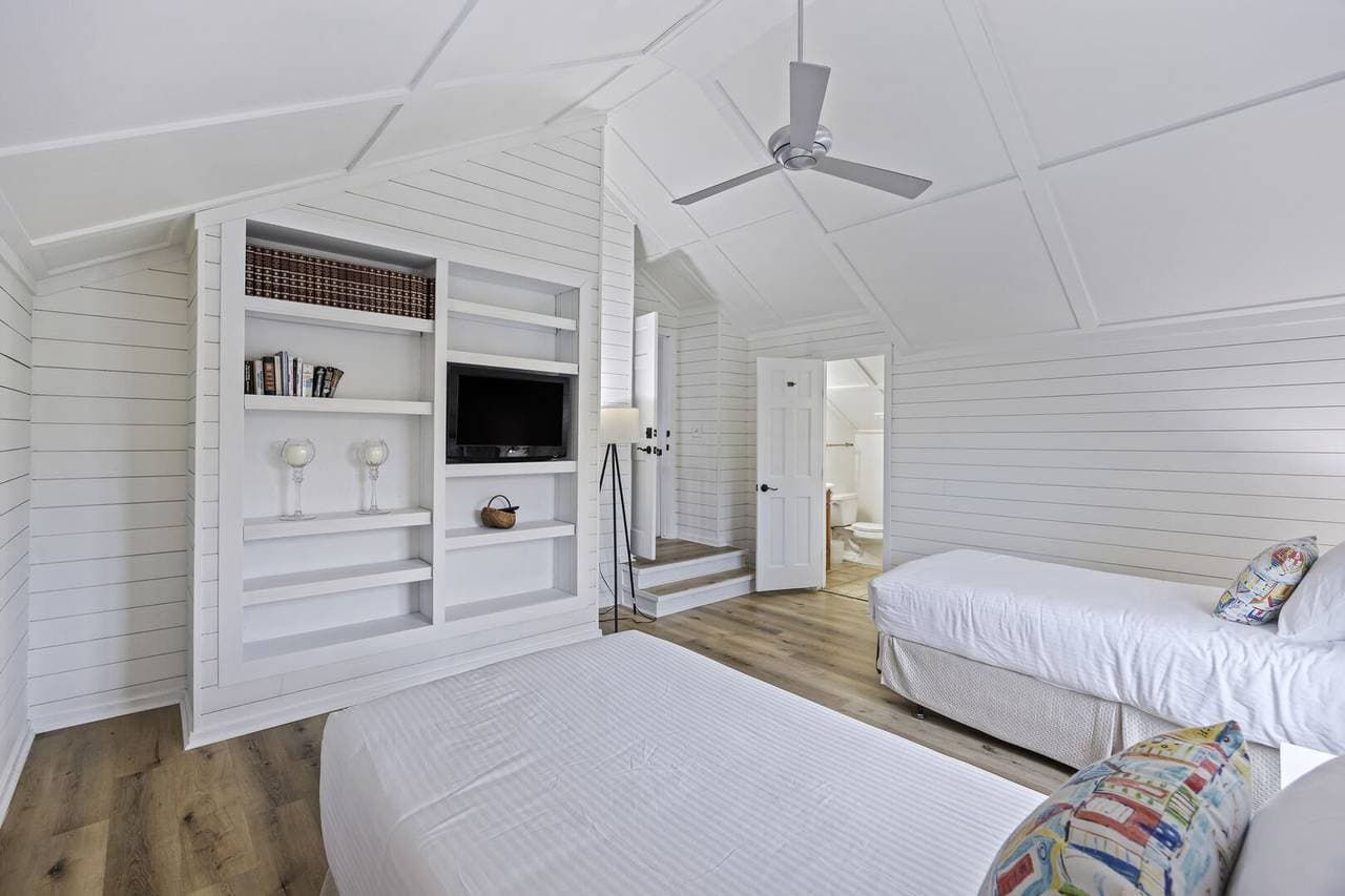 Livin' on a Dune - Image 18