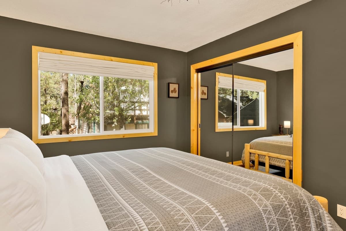 Country Club Cabin #357 - Image 11