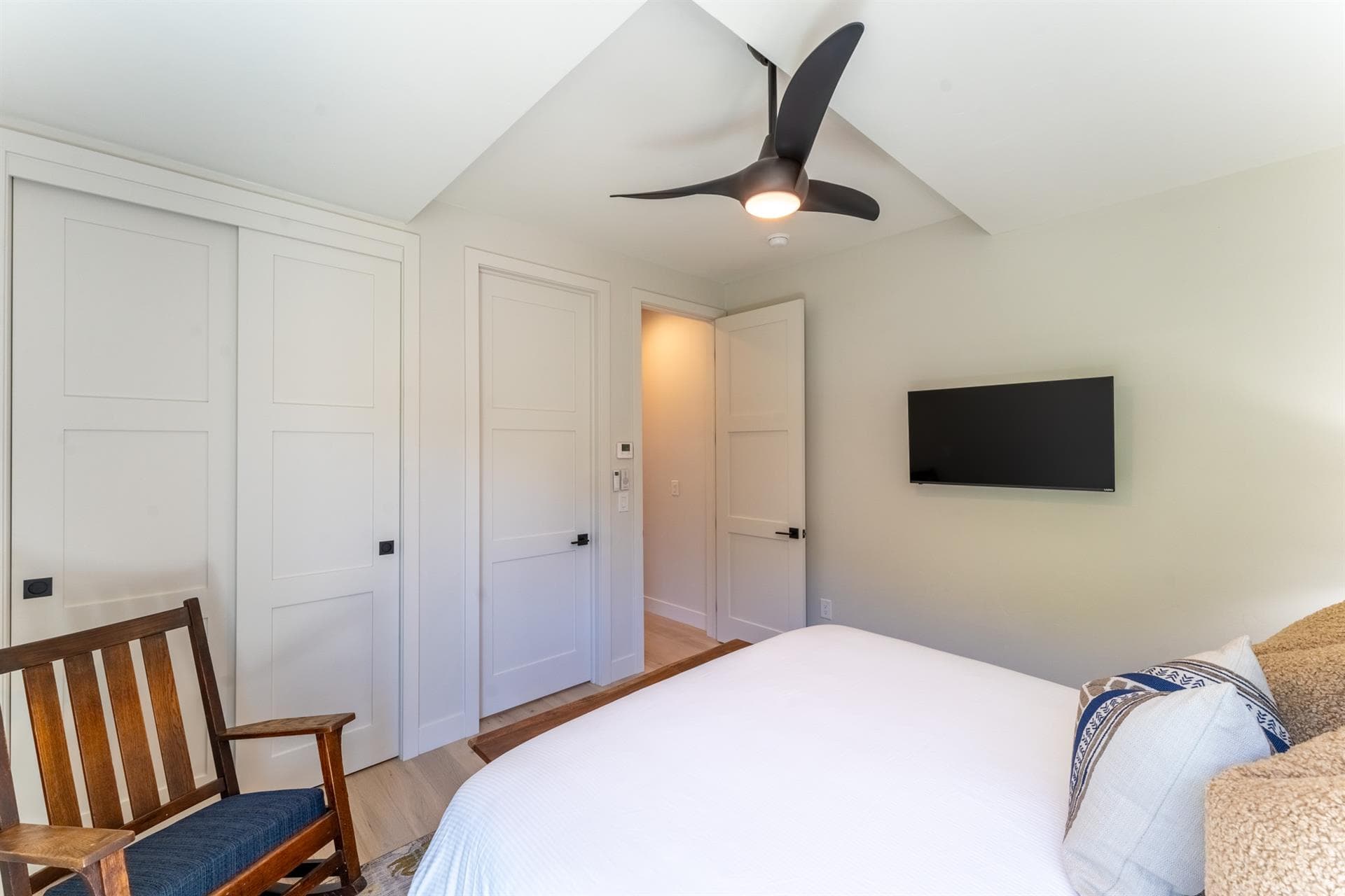 Frisco Aly - Image 33