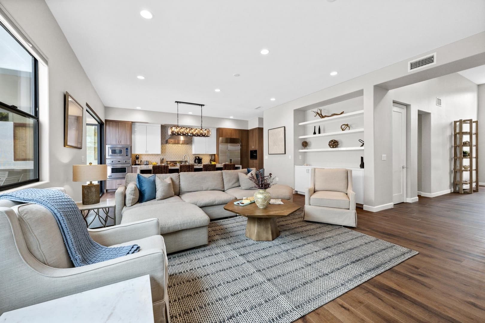 Oasis Del Mar #4 - Image 4