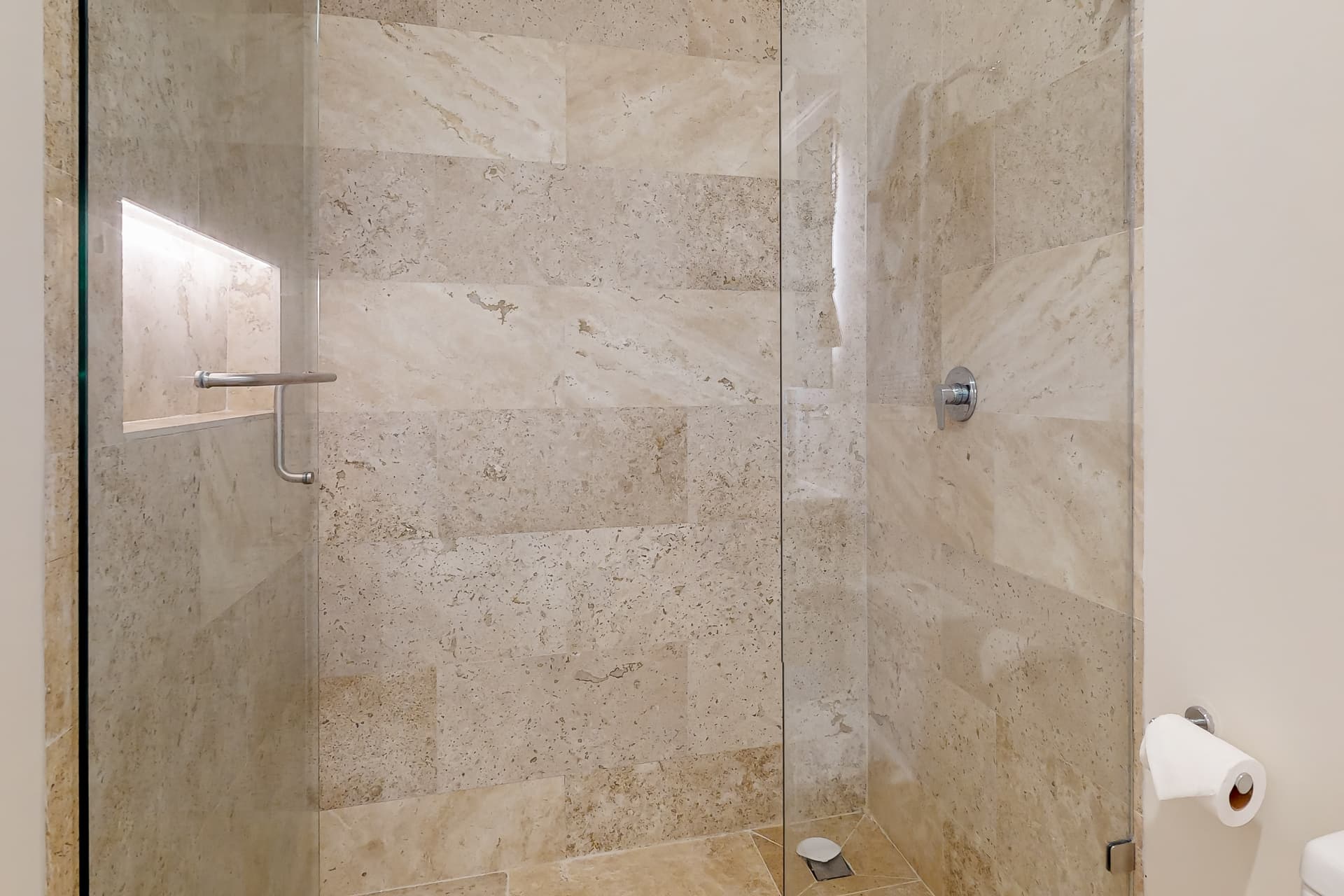 Katia Condos - Image 15