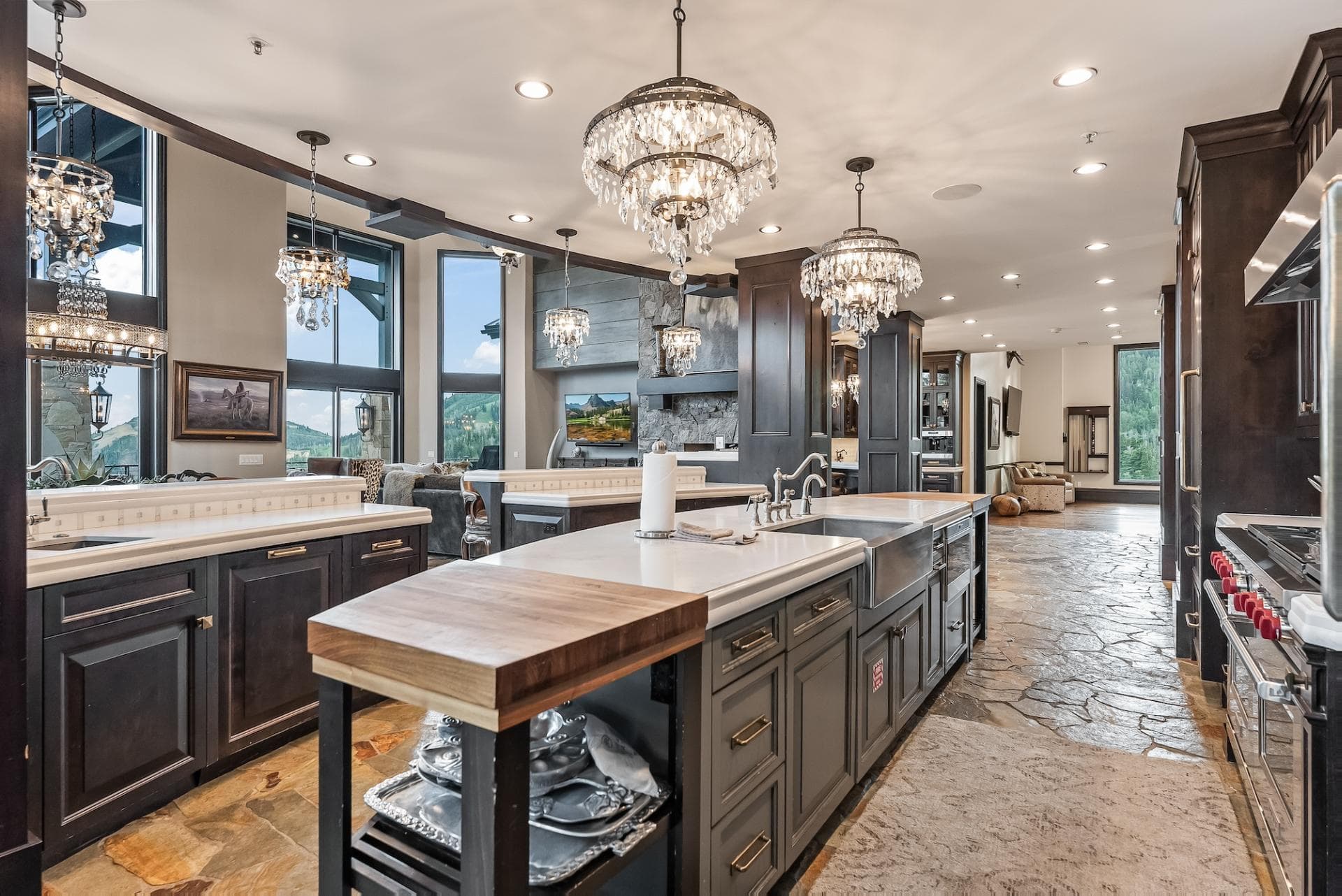 Sky Ridge Retreat - Image 5