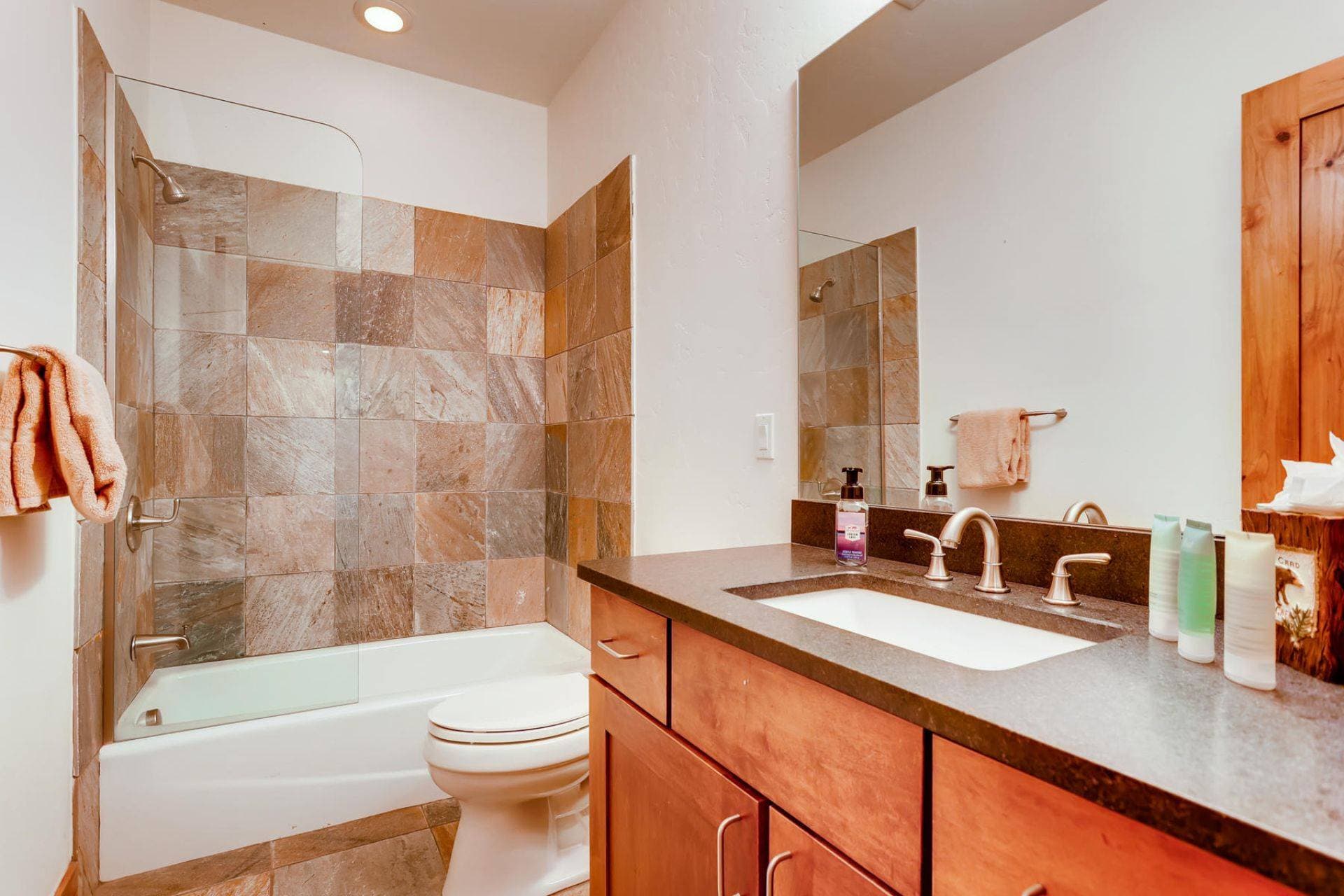 Beeler House - Image 23