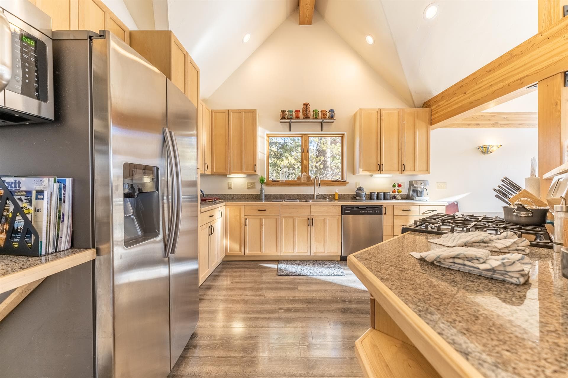 Rasor Court House - Image 10