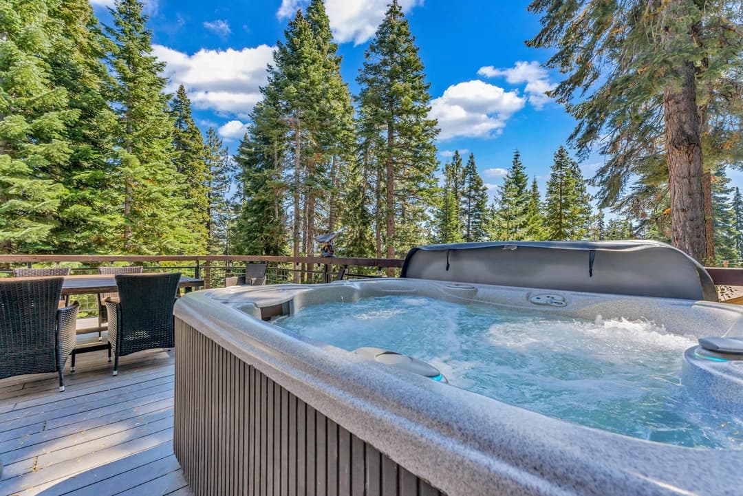 Modern Carnelian Bay Retreat - Image 2