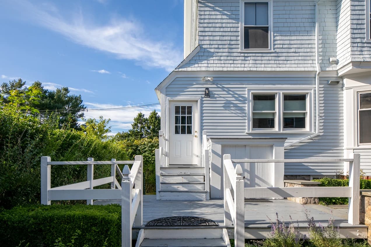 Coastal Victorian Place - Image 39