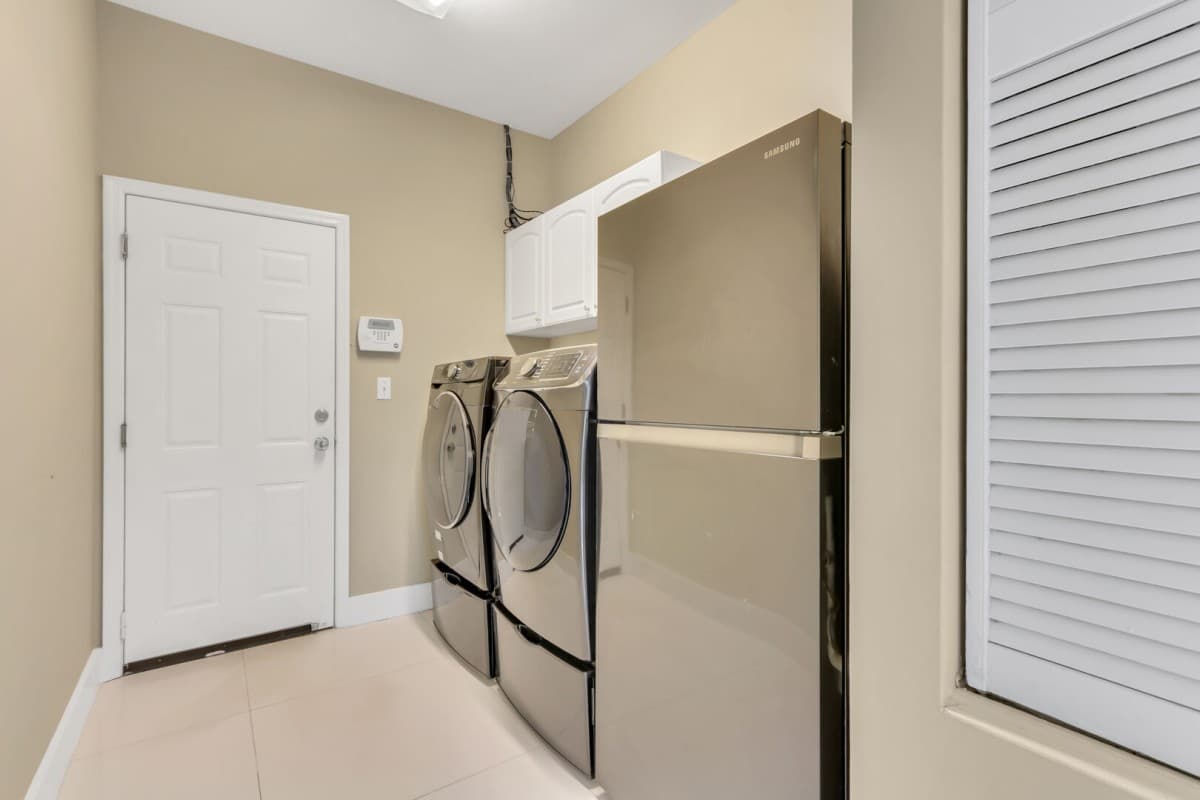 Northwest House - Image 23