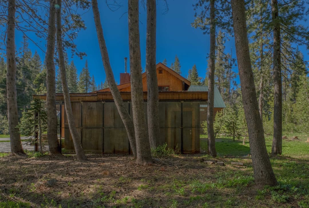 Soda Springs Ski & Lake Retreat - Image 36