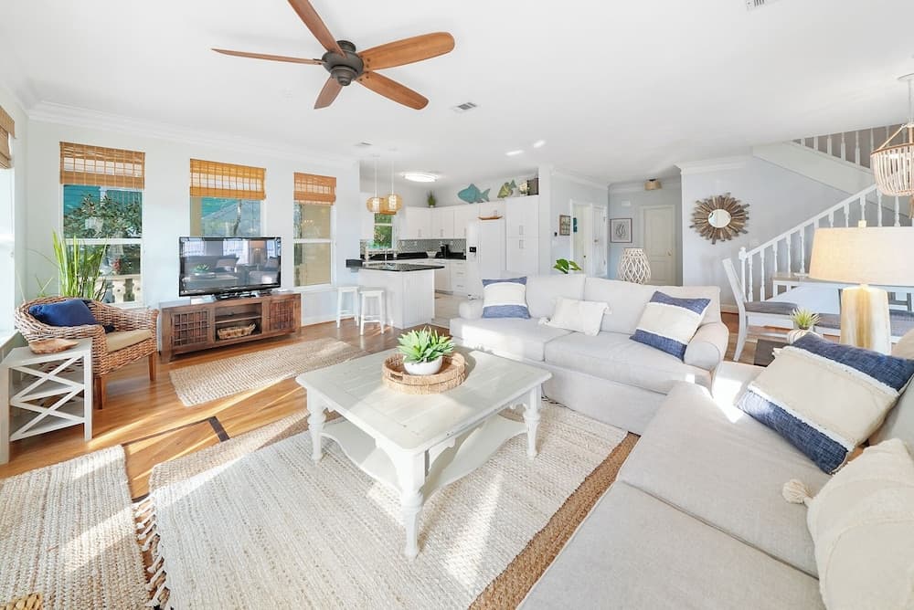 Texas Tides - Image 2