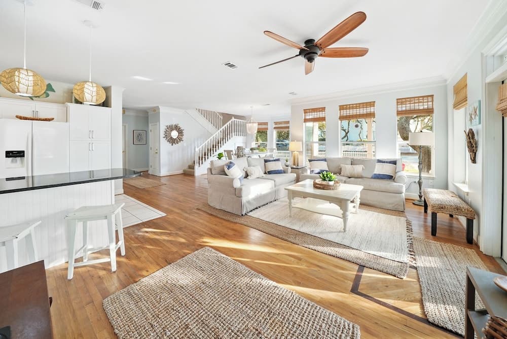 Texas Tides - Image 4