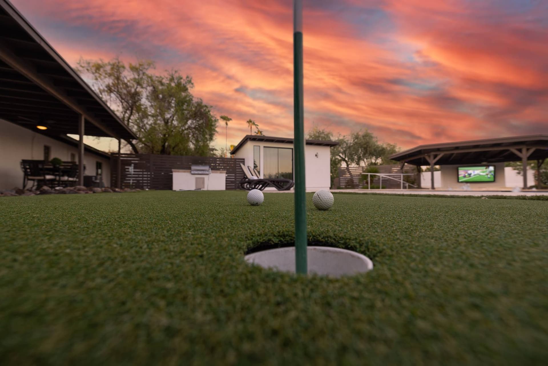 Luxe Resort Retreat - Image 3