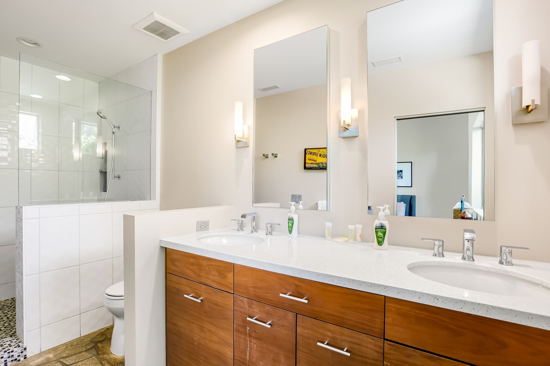 Palm Springs Perfection Manor - Image 32