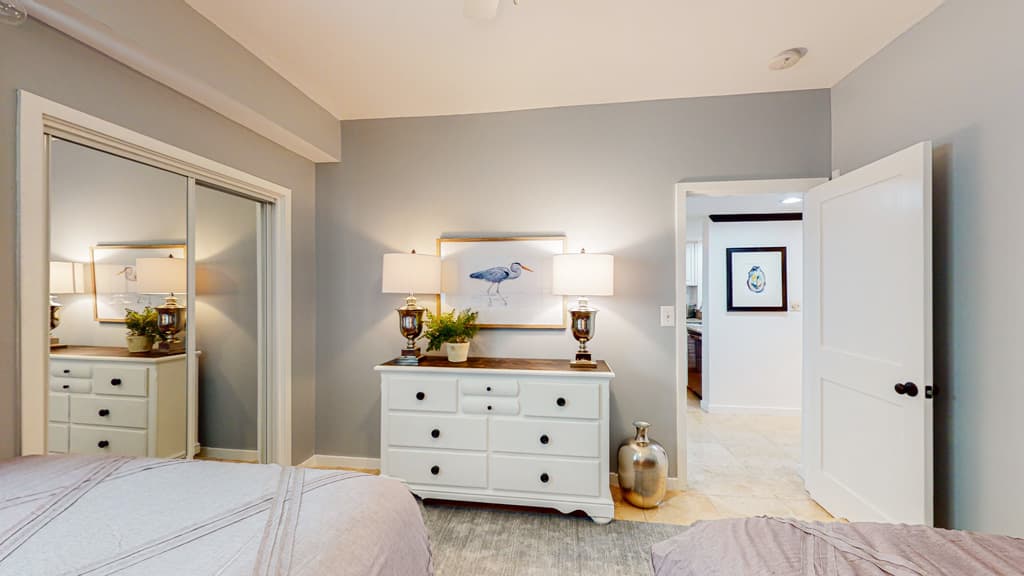 Captain Home - Image 15