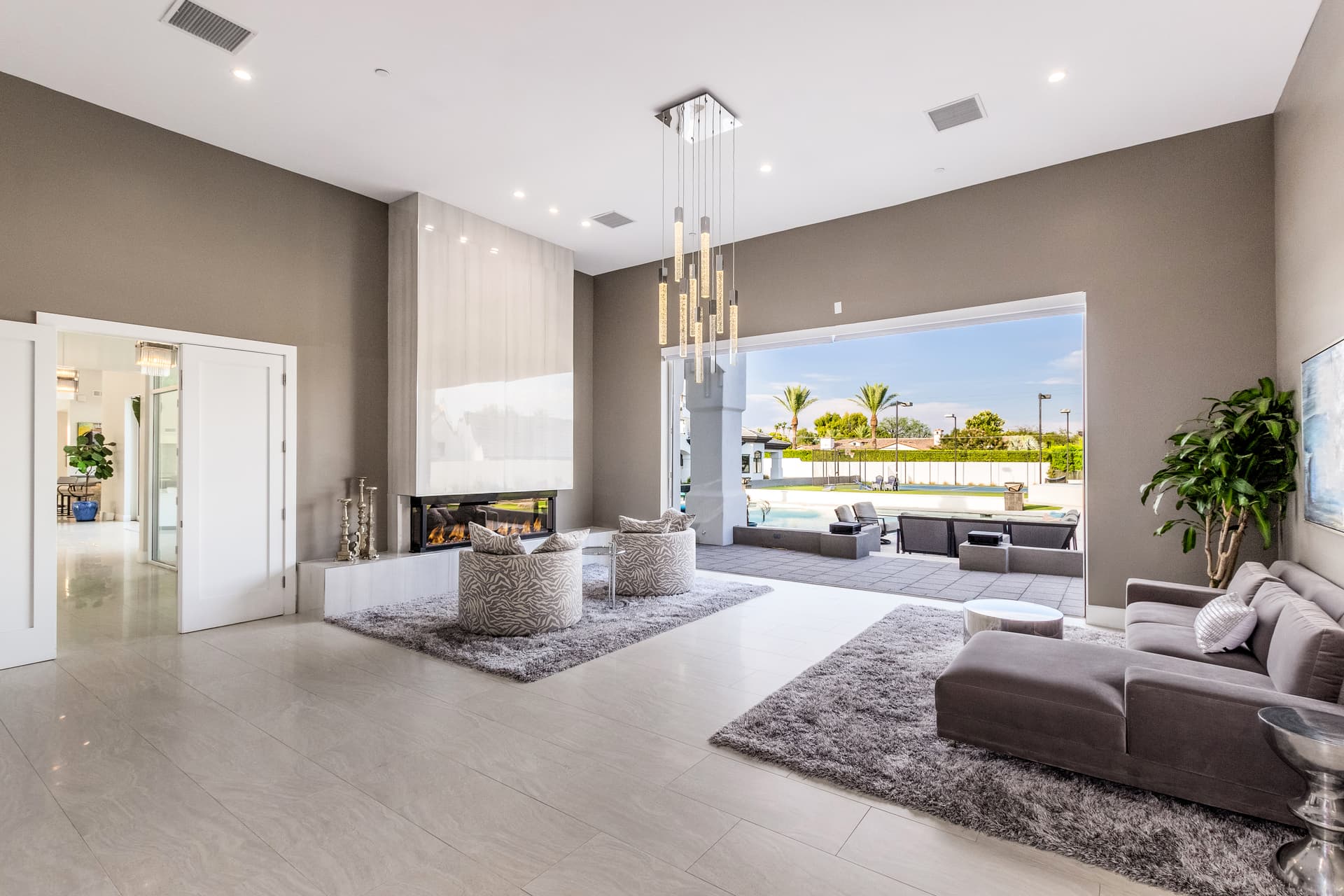 Big House - Image 13