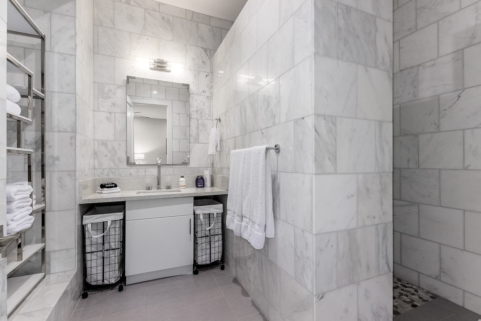 Big House - Image 18