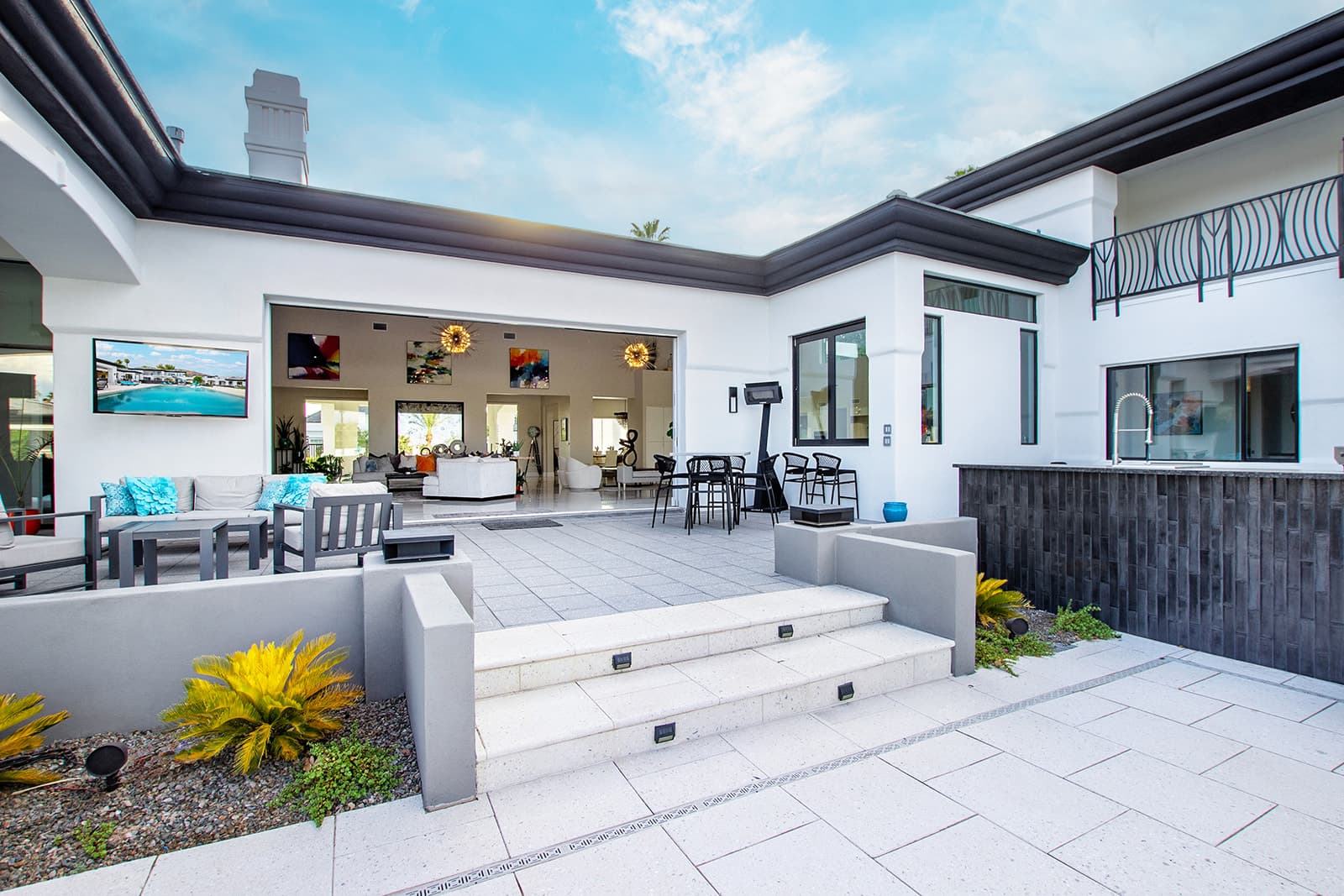 Big House - Image 31