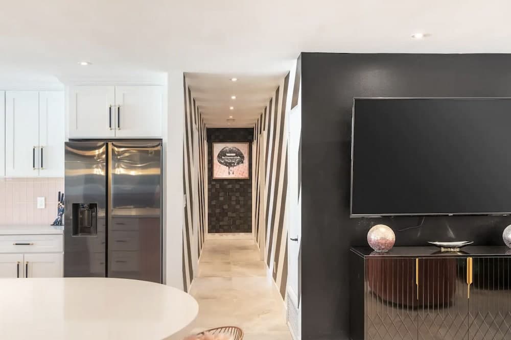 Blush Palm Springs - Image 29