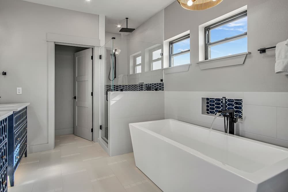 Gentry Sands - Image 7