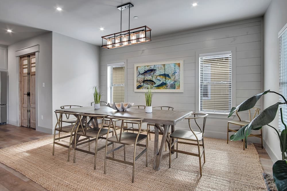 Gentry Sands - Image 3