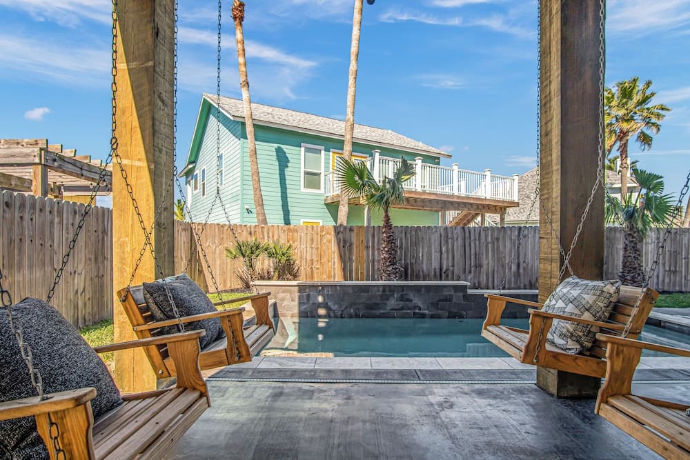 Gentry Sands - Image 26