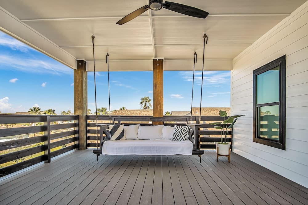 Gentry Sands - Image 24