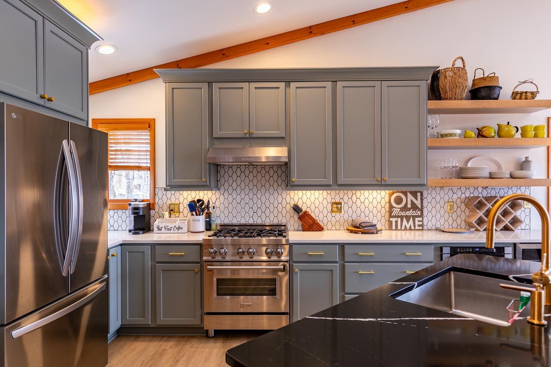 The Raven - Image 18