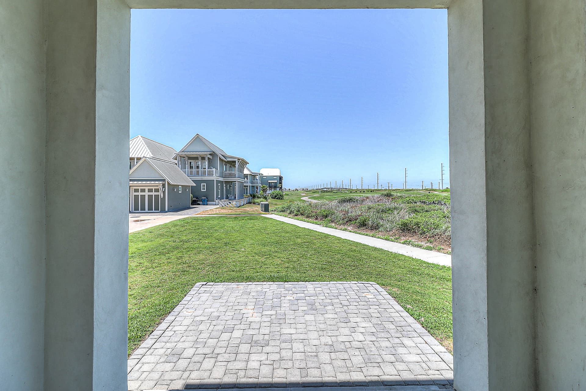Coastal Oasis House - Image 9